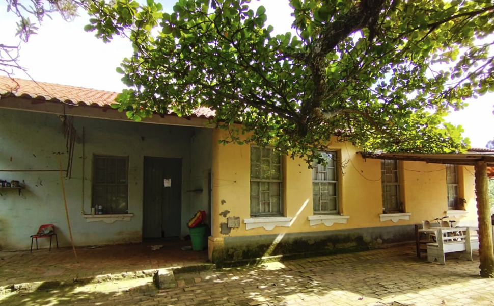 onde comprar uma terra